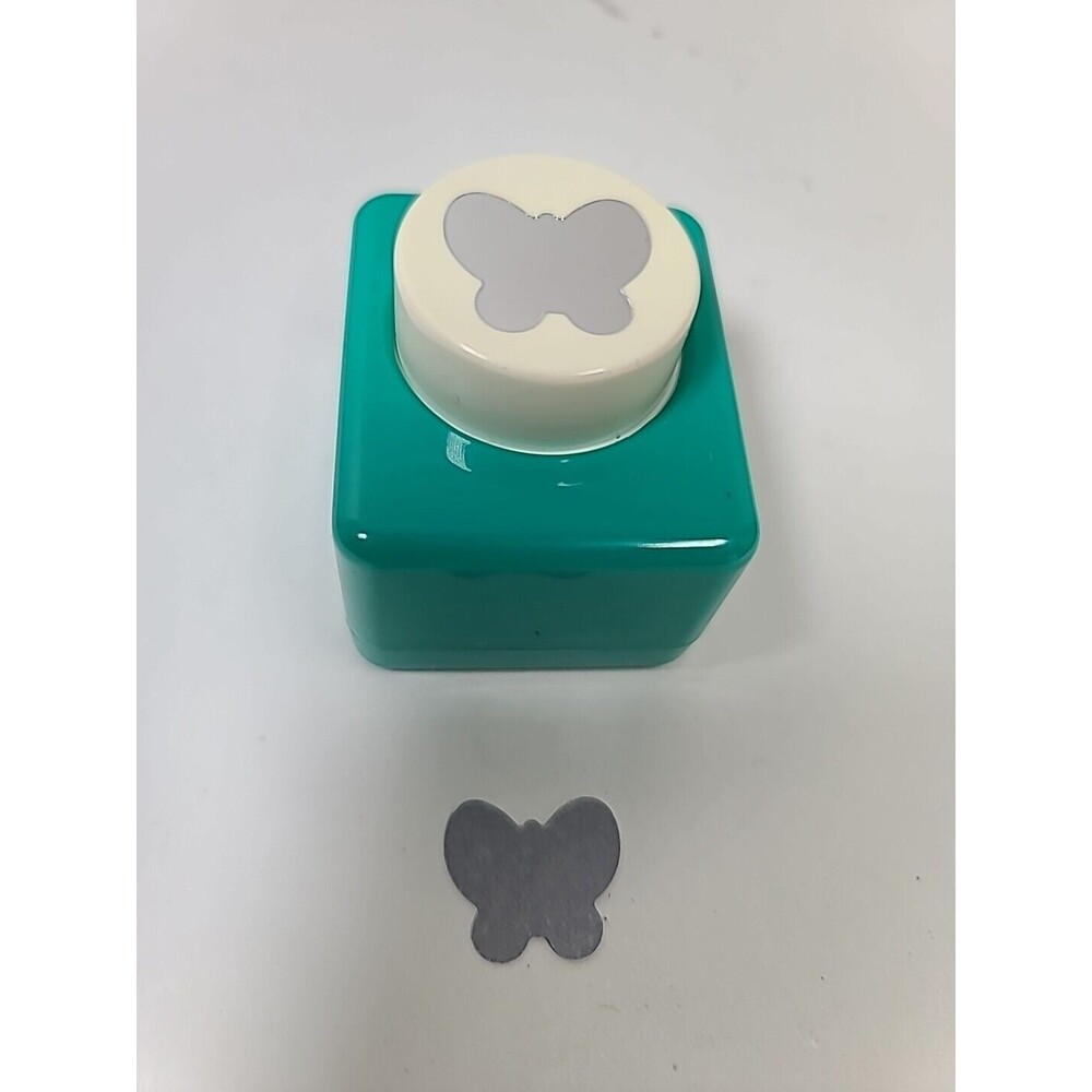 Carl Butterfly Paper Punch   Scrapbooking Card Making